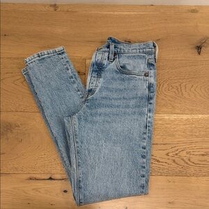 Levi's 501 Highwaisted Light Blue Skinny Jeans